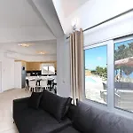 Villa Mirage *