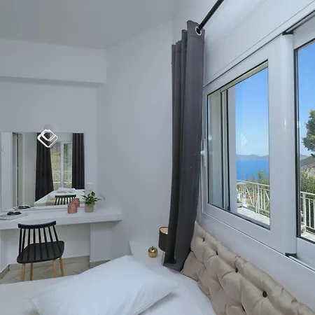 Villa Mirage