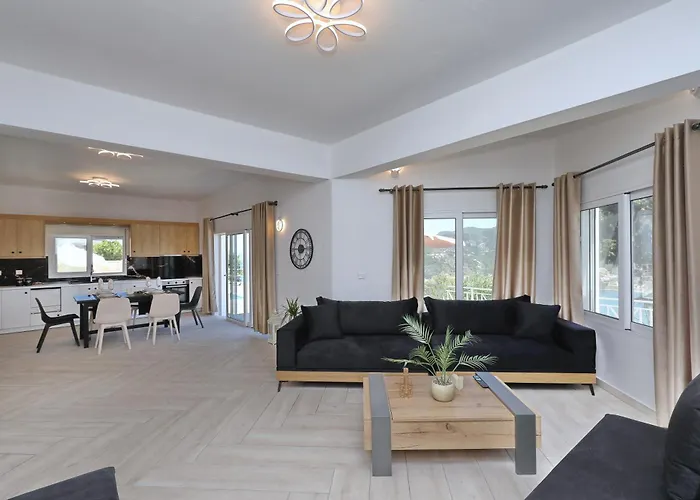 Mirage * Skopelos Town