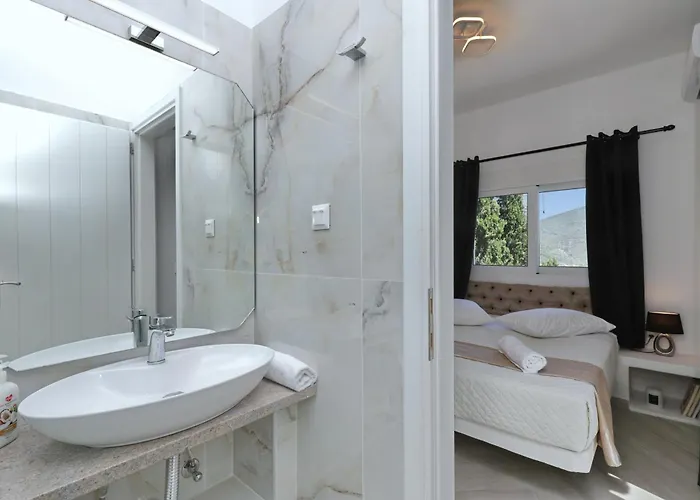 Mirage Skopelos Town